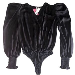 Boutique Lola Glam est 2000 Los Angeles puffed sleeve body suit